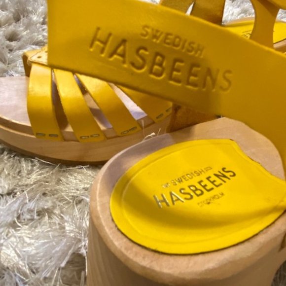 Swedish Hasbeens Heart Medallion Clogs Wooden Leather Sandals Size 40 (9) Yellow - Picture 8 of 10